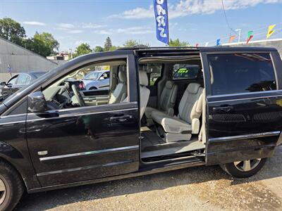 2009 Dodge Grand Caravan SXT   - Photo 11 - Philadelphia, PA 19111