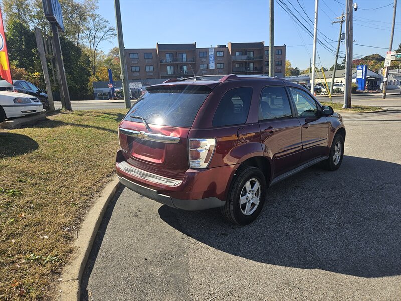 2007 Chevrolet Equinox LT photo 4