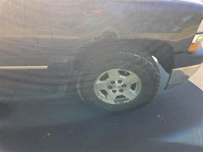 2004 Chevrolet Suburban 1500 4dr 1500 LT   - Photo 7 - Philadelphia, PA 19111