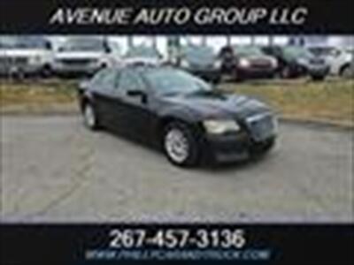 2012 Chrysler 300   - Photo 5 - Philadelphia, PA 19111