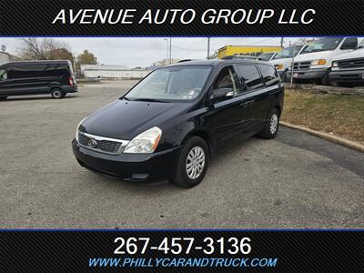 2011 Kia Sedona LX Convenience   - Photo 1 - Philadelphia, PA 19111