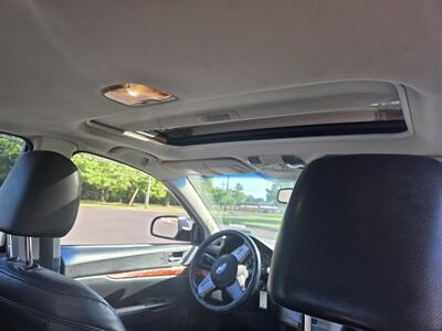 2011 Subaru Legacy 2.5i Limited - Photo 14 - Philadelphia, PA 19111