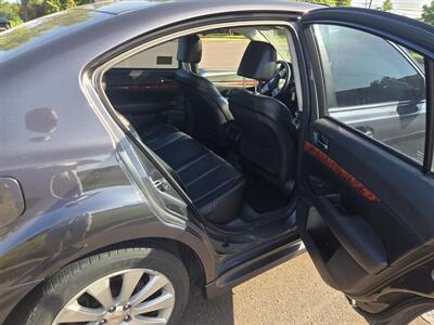 2011 Subaru Legacy 2.5i Limited - Photo 16 - Philadelphia, PA 19111