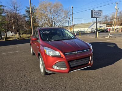 2016 Ford Escape SE   - Photo 2 - Philadelphia, PA 19111