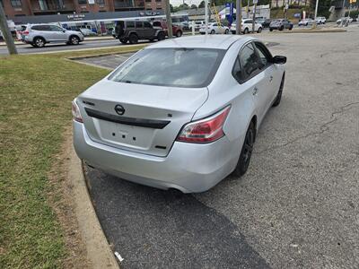 2014 Nissan Altima 2.5 S   - Photo 6 - Philadelphia, PA 19111