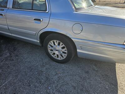 2005 Ford Crown Victoria LX   - Photo 5 - Philadelphia, PA 19111