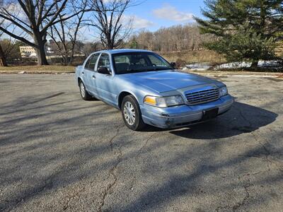 2005 Ford Crown Victoria LX   - Photo 2 - Philadelphia, PA 19111