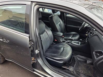 2013 Chrysler 200 Limited - Photo 10 - Philadelphia, PA 19111