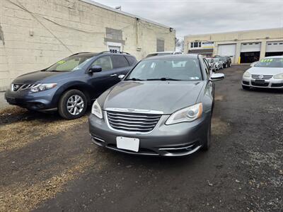 2013 Chrysler 200 Limited - Photo 2 - Philadelphia, PA 19111