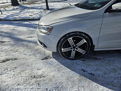 2012 Volkswagen Jetta SEL Premium PZEV   - Photo 9 - Philadelphia, PA 19111