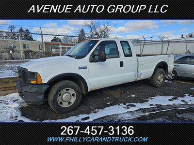 2005 Ford F-250 Super Duty XL 4dr SuperCab XL   - Photo 1 - Philadelphia, PA 19111