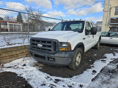 2005 Ford F-250 Super Duty XL 4dr SuperCab XL   - Photo 2 - Philadelphia, PA 19111