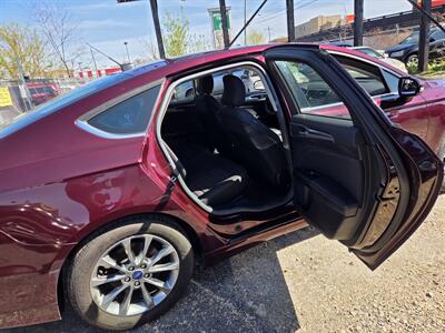 2017 Ford Fusion SE   - Photo 16 - Philadelphia, PA 19111