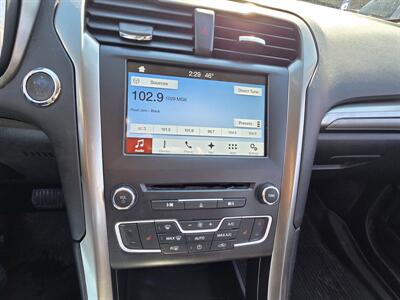 2017 Ford Fusion SE   - Photo 12 - Philadelphia, PA 19111