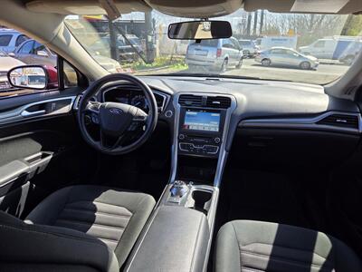 2017 Ford Fusion SE   - Photo 14 - Philadelphia, PA 19111