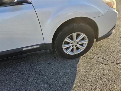 2010 Subaru Outback 2.5i   - Photo 16 - Philadelphia, PA 19111