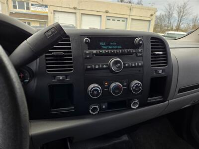 2009 GMC Sierra 1500 SL   - Photo 16 - Philadelphia, PA 19111