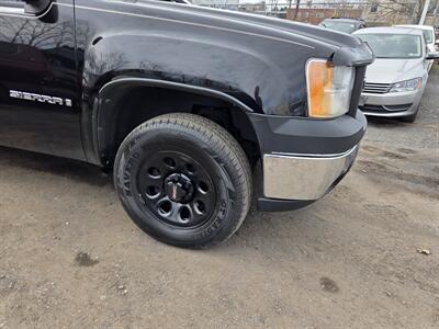 2009 GMC Sierra 1500 SL   - Photo 9 - Philadelphia, PA 19111