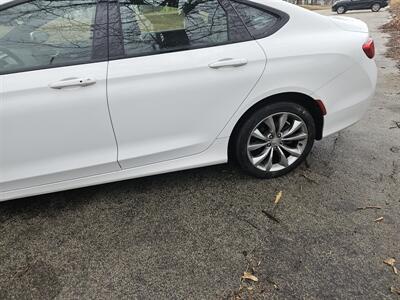 2016 Chrysler 200 S S   - Photo 10 - Philadelphia, PA 19111