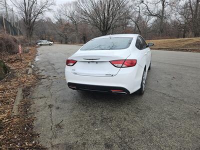 2016 Chrysler 200 S S   - Photo 6 - Philadelphia, PA 19111