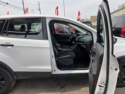 2015 Ford Escape S   - Photo 9 - Philadelphia, PA 19111
