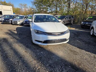 2016 Chrysler 200 Limited   - Photo 2 - Philadelphia, PA 19111