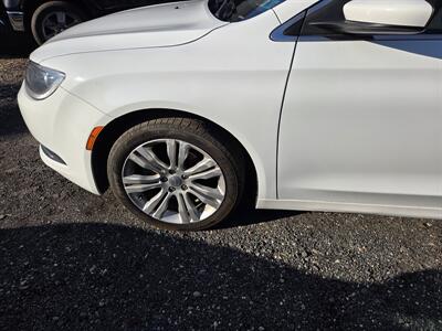 2016 Chrysler 200 Limited   - Photo 16 - Philadelphia, PA 19111