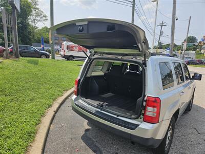 2011 Jeep Patriot Latitude   - Photo 11 - Philadelphia, PA 19111