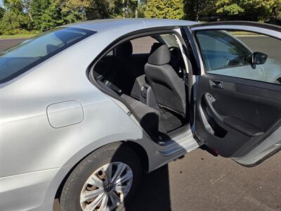 2014 Volkswagen Jetta S   - Photo 12 - Philadelphia, PA 19111