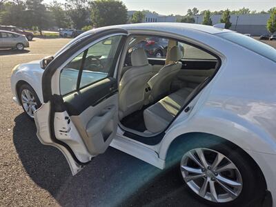 2013 Subaru Legacy 2.5i Limited   - Photo 11 - Philadelphia, PA 19111
