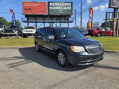 2013 Chrysler Town and Country Touring-L   - Photo 3 - Philadelphia, PA 19111