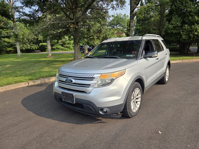 2012 Ford Explorer XLT  