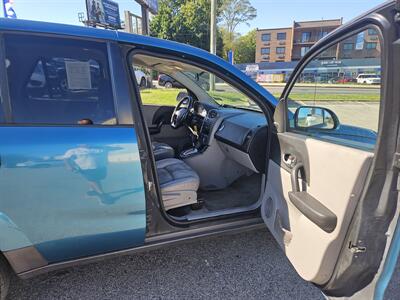 2005 Saturn Vue Red Line   - Photo 7 - Philadelphia, PA 19111