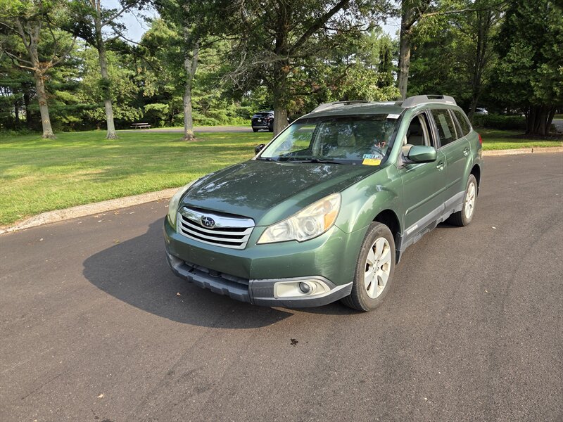 2012 Subaru Outback 2.5i Premium  
