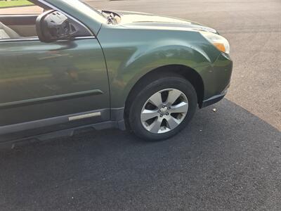 2012 Subaru Outback 2.5i Premium   - Photo 7 - Philadelphia, PA 19111