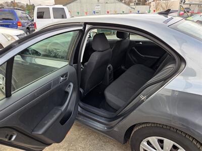 2016 Volkswagen Jetta 1.4T S - Photo 11 - Philadelphia, PA 19111