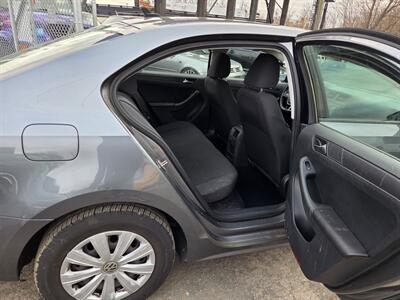 2016 Volkswagen Jetta 1.4T S - Photo 12 - Philadelphia, PA 19111