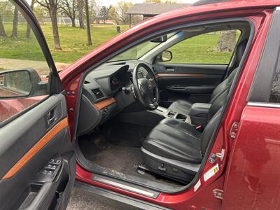 2013 Subaru Outback 2.5i Limited   - Photo 9 - Philadelphia, PA 19111