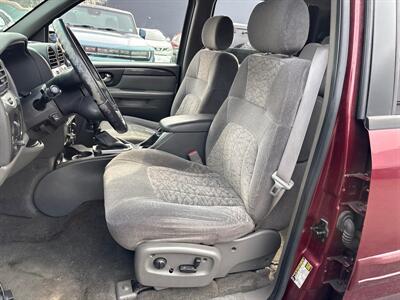2004 GMC Envoy XL SLE   - Photo 9 - Philadelphia, PA 19111