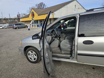 2006 Ford Freestar SE   - Photo 9 - Philadelphia, PA 19111