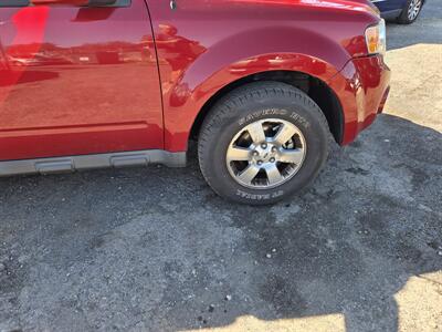2011 Ford Escape Limited   - Photo 8 - Philadelphia, PA 19111