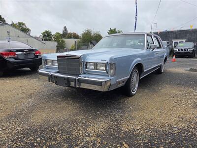 1988 Lincoln Town Car   - Photo 2 - Philadelphia, PA 19111