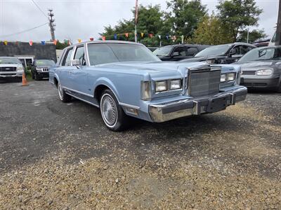 1988 Lincoln Town Car Sedan