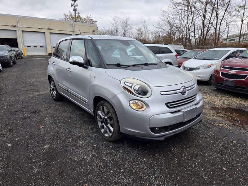 2014 Fiat 500L Lounge photo 3