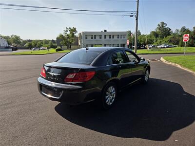 2010 Chrysler Sebring Touring   - Photo 6 - Philadelphia, PA 19111