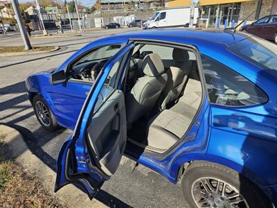 2010 Ford Focus SE   - Photo 14 - Philadelphia, PA 19111