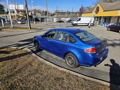 2010 Ford Focus SE   - Photo 4 - Philadelphia, PA 19111