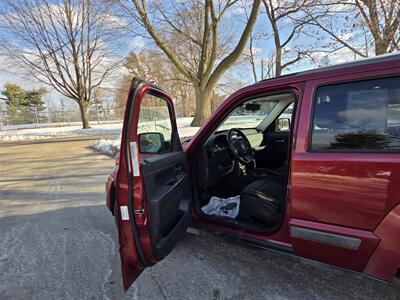 2011 Jeep Liberty Sport   - Photo 11 - Philadelphia, PA 19111