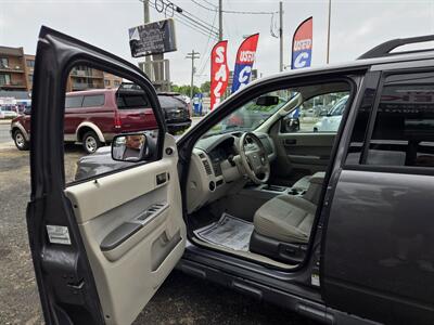2012 Ford Escape XLT   - Photo 8 - Philadelphia, PA 19111