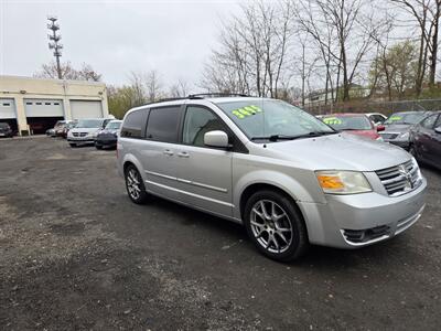 2008 Dodge Grand Caravan SXT   - Photo 3 - Philadelphia, PA 19111